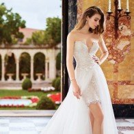 Những mẫu váy cưới thu hút mọi ánh nhìn