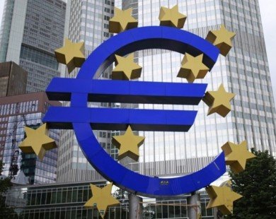Ngân hàng Trung ương châu Âu duy trì lãi suất ở mức thấp kỷ lục