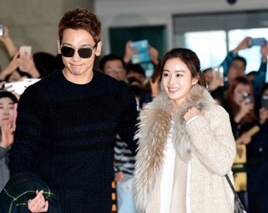 Xuất hiện sau đám cưới, Kim Tae Hee và Bi Rain bị vây ở sân bay