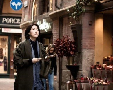 Lee Young Ae trẻ đến khó tin trong phim mới