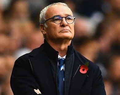 Bi kịch Mourinho đang vận vào Ranieri khốn khổ