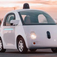 Lương quá cao, nhân viên xe tự lái Google nghỉ việc