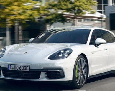 Porsche giới thiệu Panamera Sport Turismo lạ lẫm