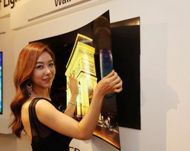 LG trình làng TV OLED dán tường siêu mỏng