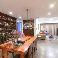 Căn hộ 172m2 của chủ nhà mê tranh ở Hà Nội