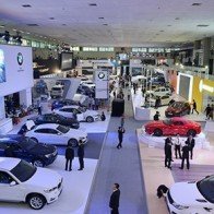 Nới thủ tục cho nhập khẩu ôtô 9 chỗ trở xuống