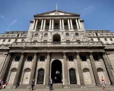 Ngân hàng Trung ương Anh giữ nguyên lãi suất ở mức thấp kỷ lục