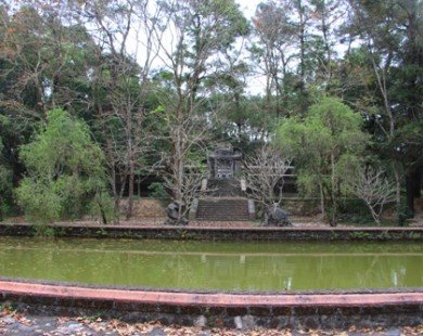 Ngôi tháp cổ kính của thiền sư Liễu Quán ở xứ Huế