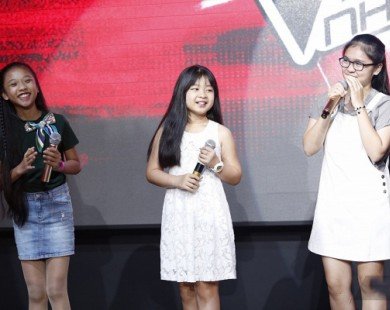 Mai Anh The Voice Kids 2016 nhiệt tình tập hát cho thí sinh vòng sơ tuyển mùa mới