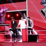 Tóc Tiên mang hit hay nhất Sing My Song để trò cưng đốt nóng vòng Đối đầu The Voice