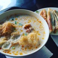 Sữa đậu nành và con quỷ bị rán trong dầu