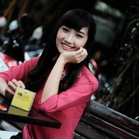 "Tạm dừng" nghề giáo viên, 9X thành công nhờ kinh doanh mỹ phẩm online