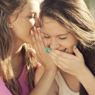 "Vạch trần" top 4 cung Hoàng đạo không thể giữ được bí mật