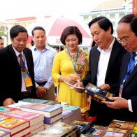 Các hoạt động đặc sắc tại Lễ hội đền Hùng 2017