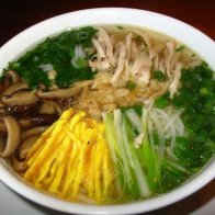 Đủ món ngon khó cưỡng khi dạo chơi phố cổ Hà Nội về đêm