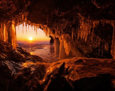 16 hang động sở hữu vẻ đẹp hùng vĩ và lộng lẫy đến khó tin của thế giới
