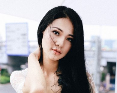 Hoa hậu Thể thao Trần Thị Quỳnh gợi cảm với váy hai dây