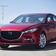 Mazda3 tách tốp khỏi hạng C tại Việt Nam tháng 3/2017