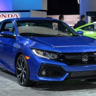 Honda Civic Si 2017 thế hệ thứ 10 không có gì thay đổi