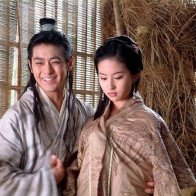 Mỹ nhân Hoa ngữ gây sốc với cảnh phim nhạy cảm khi chưa 18 tuổi