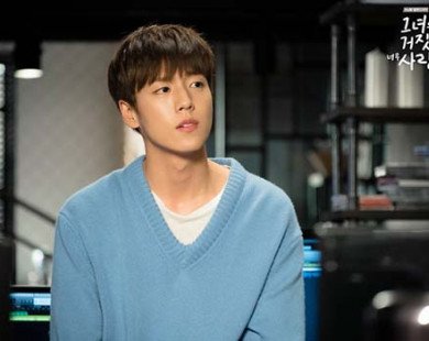 Khoái chí với “hotboy nửa mùa” Lee Hyun Woo của “Liar And Lover”