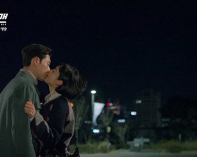 Đây là lý do khiến nụ hôn của Park Hae Jin và Kim Min Jung không được ngọt ngào như mong đợi 