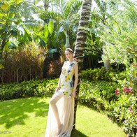 Trần Kiều Ân đẹp nóng bỏng dù đã gần chạm mốc 40 