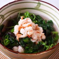 Canh rau dền nấu tôm thanh mát cho bữa trưa hè