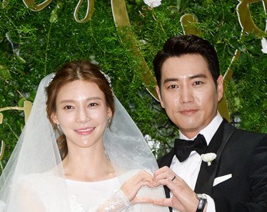 Cha Re Ryun và Joo Sang Wook tổ chức lễ cưới vào chiều 25/5.