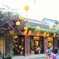 Ngắm vẻ đẹp bình dị làm say lòng du khách của phố cổ Hội An