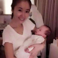 Sốt xình xịch hình ảnh được cho là con gái Lâm Tâm Như và Hoắc Kiến Hoa