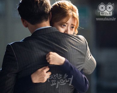 Ji Chang Wook và Nam Ji Hyun “tình bể bình” từ phim ảnh ra đời thật