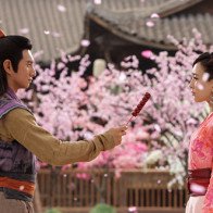 “Tân bạch phát ma nữ” hồi sinh đầy ám ảnh trên màn ảnh nhỏ