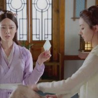 Fan thích thú khi Triệu Lệ Dĩnh 'thân mật' bên trai đẹp Lâm Canh Tân