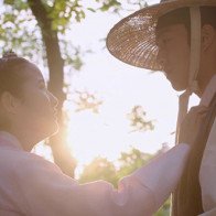 “Seven Day Queen” – Ngày vui ngắn ngủi chẳng tày gang