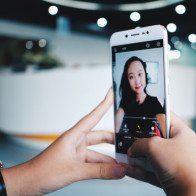 Đánh giá Vivo V5S: Smartphone chuyên selfie giá tốt
