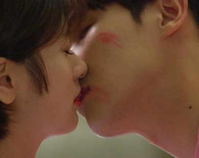 Một cảnh hôn phim Hàn bị chỉ trích vì cổ xúy quấy rối tình dục