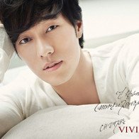 Kỷ niệm 20 năm ra mắt, So Ji Sub quyên tặng tiền cho trẻ em nghèo  