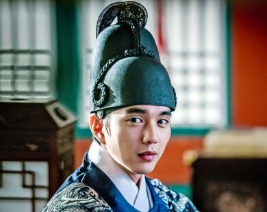 'Quân Chủ' Yoo Seung Ho xứng đáng với danh hiệu nam chính 'yếu đuối'