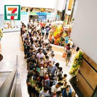 Xếp hàng mua cơm nắm tại 7-Eleven: Doanh nghiệp Việt thua xa?