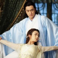 Sở Kiều Truyện vs. Hạ Chí Chưa Tới: Ai đang là ông hoàng rating truyền hình xứ Trung?