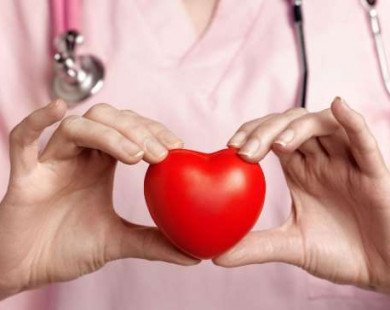 Dấu hiệu cảnh báo sớm cơn đau tim không nên bỏ qua