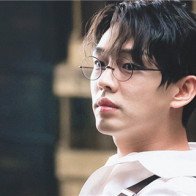 Sau Kim Woo Bin đến lượt Yoo Ah In mắc bệnh ung thư hiếm gặp
