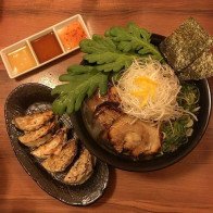 Bát mì có gì mà khách "phát điên" vì chờ nhưng nhất định phải ăn?