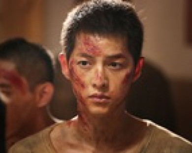 Song Joong Ki trong phim bom tấn bị chê đánh đấm còn ảo hơn phim Hollywood