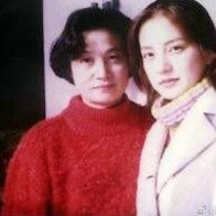 25 năm trước Triệu Vy đã đáng yêu thế này, chẳng trách Huỳnh Hiểu Minh ngày ấy mê mẩn