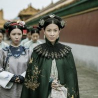 Xa Thi Mạn đẹp quyền lực với tạo hình cổ trang trong phim mới