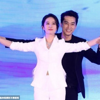 Bán rẻ đời tư, lật tẩy nhau: Trò quen ở showbiz Trung Quốc