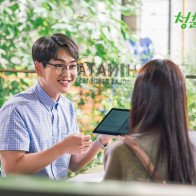 Onew (SHINee) chính thức mất vai diễn vì bê bối tình dục