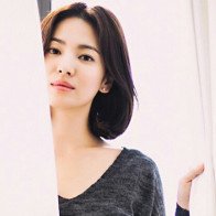 Song Hye Kyo gây sốt tại Trung Quốc với mái tóc ngắn trẻ trung xinh đẹp